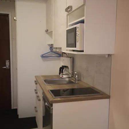 Jaeaeskaen Loma Haermae Aparthotel 3*